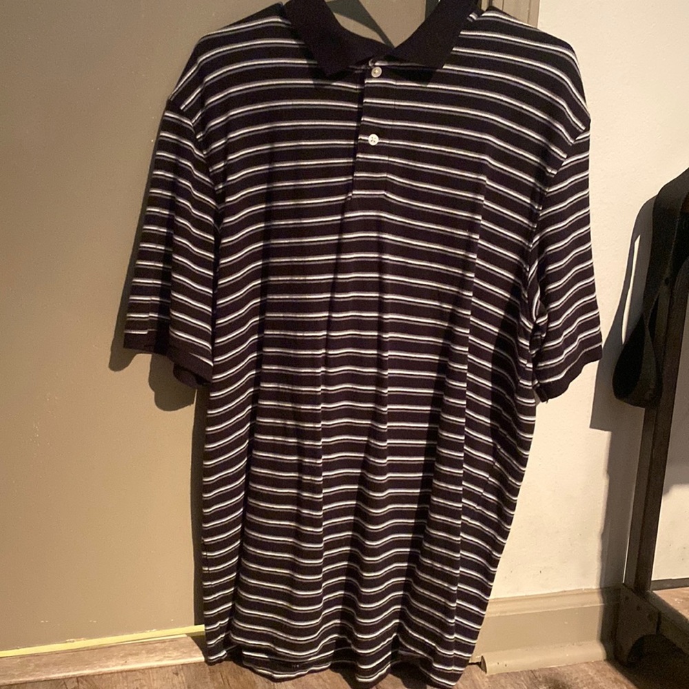 XL Faded Glory Short Sleeve Shirt
